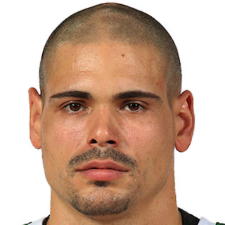 https://img.loicelamba.com/img/basketball/player/60d8c232a4705d26026042d059f399be.png